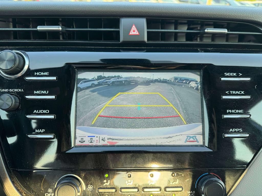Used 2019 Toyota Camry LE w/ Convenience Package FWD image 30