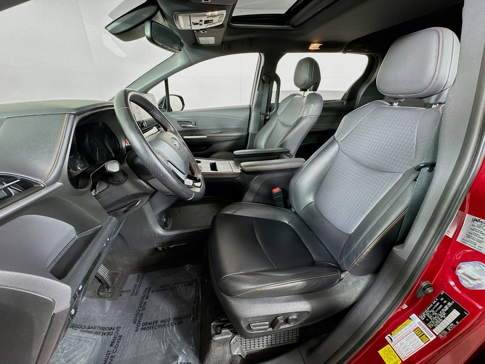 Certified 2021 Toyota Sienna XSE image 12