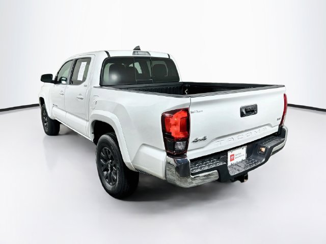 Certified 2023 Toyota Tacoma SR5 AWD/4WD image 6