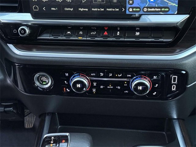 Certified 2022 GMC Sierra 1500 SLT w/ SLT Convenience Package image 17