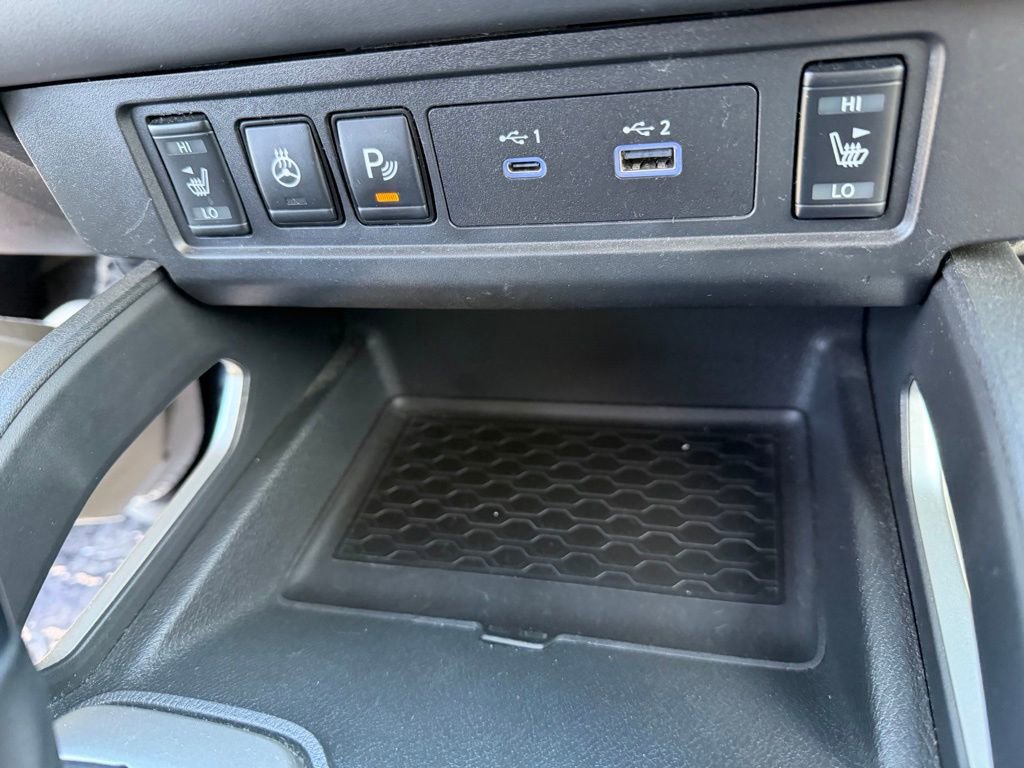 Used 2023 Nissan Frontier SV w/ SV Convenience Package image 24