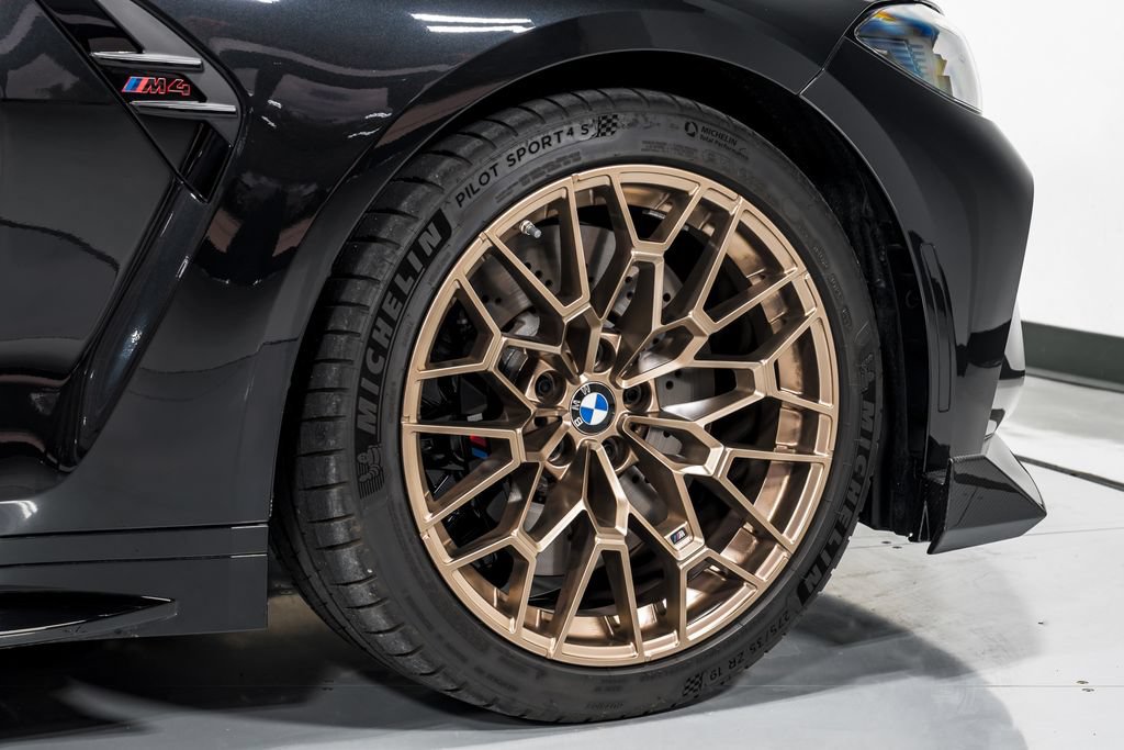 Used 2025 BMW M4 CS AWD/4WD image 46