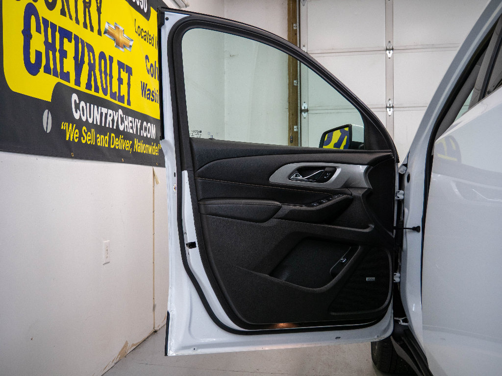 Used 2021 Chevrolet Traverse RS image 10