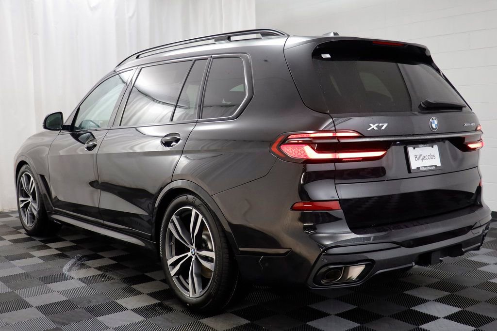 New 2026 BMW X7 xDrive40i w/ M Sport Package image 16