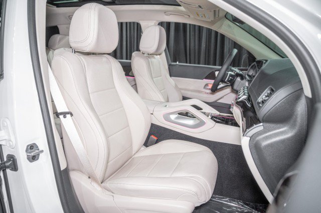 New 2026 Mercedes-Benz GLS 450 4MATIC image 14