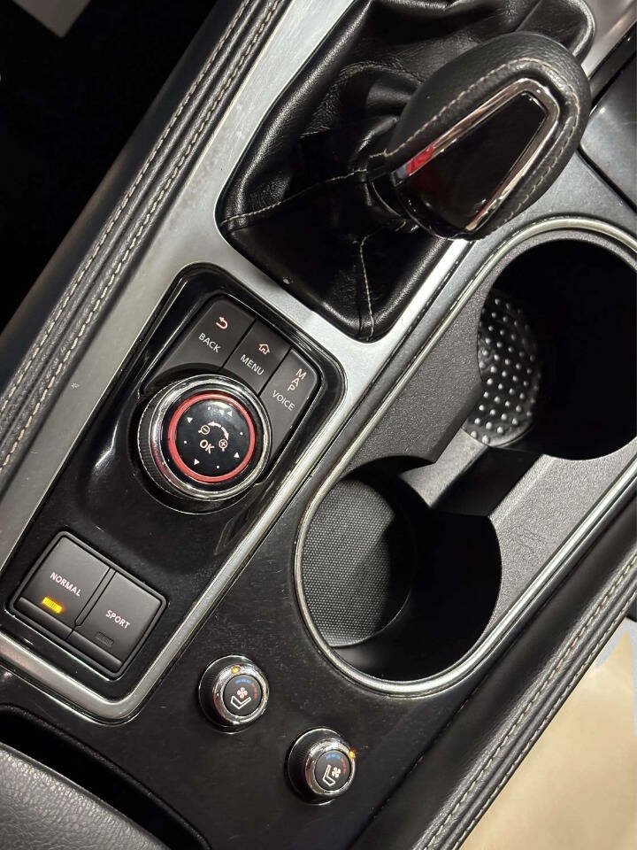 Used 2016 Nissan Maxima Platinum FWD image 35