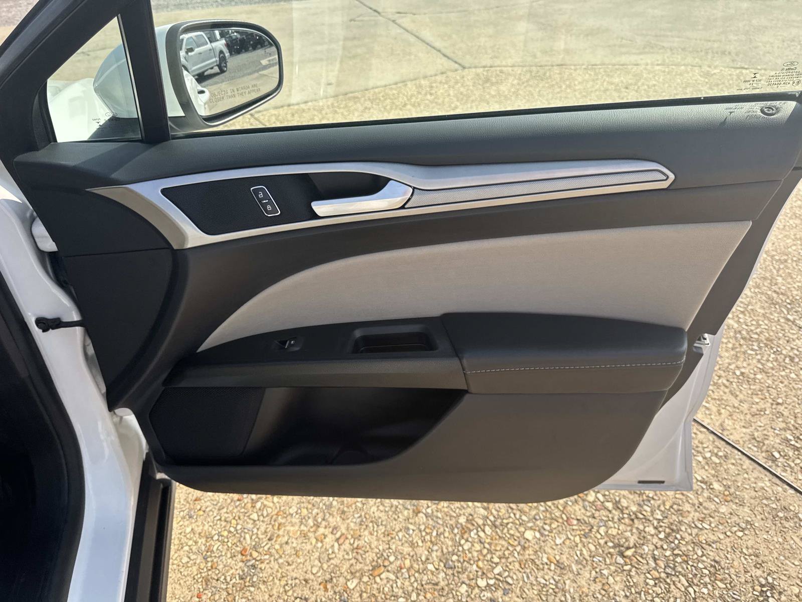Used 2020 Ford Fusion S FWD image 13