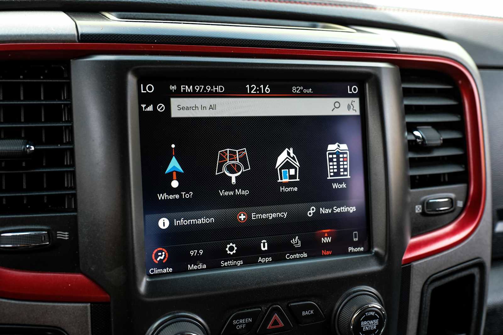 Used 2018 RAM 1500 Rebel w/ Luxury Group AWD/4WD image 21