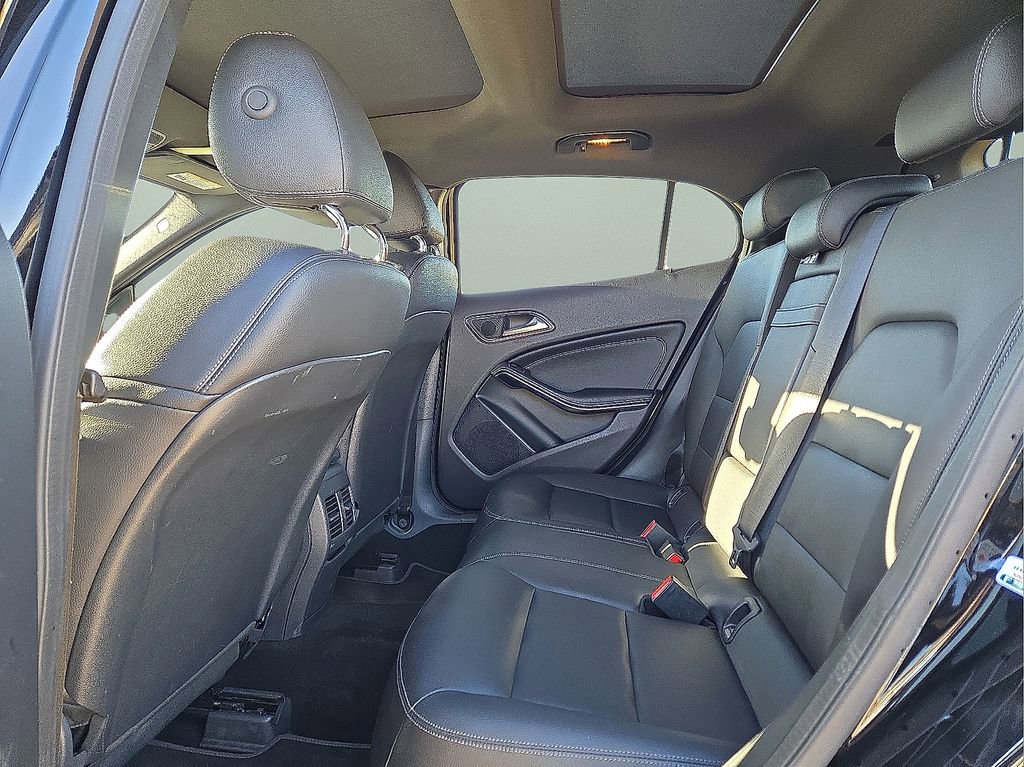 Used 2019 Mercedes-Benz GLA 250 image 14