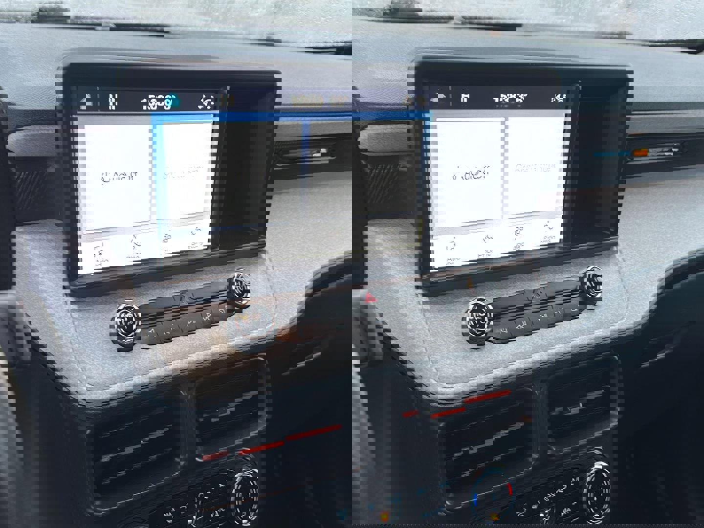 Used 2024 Ford Maverick XLT image 23