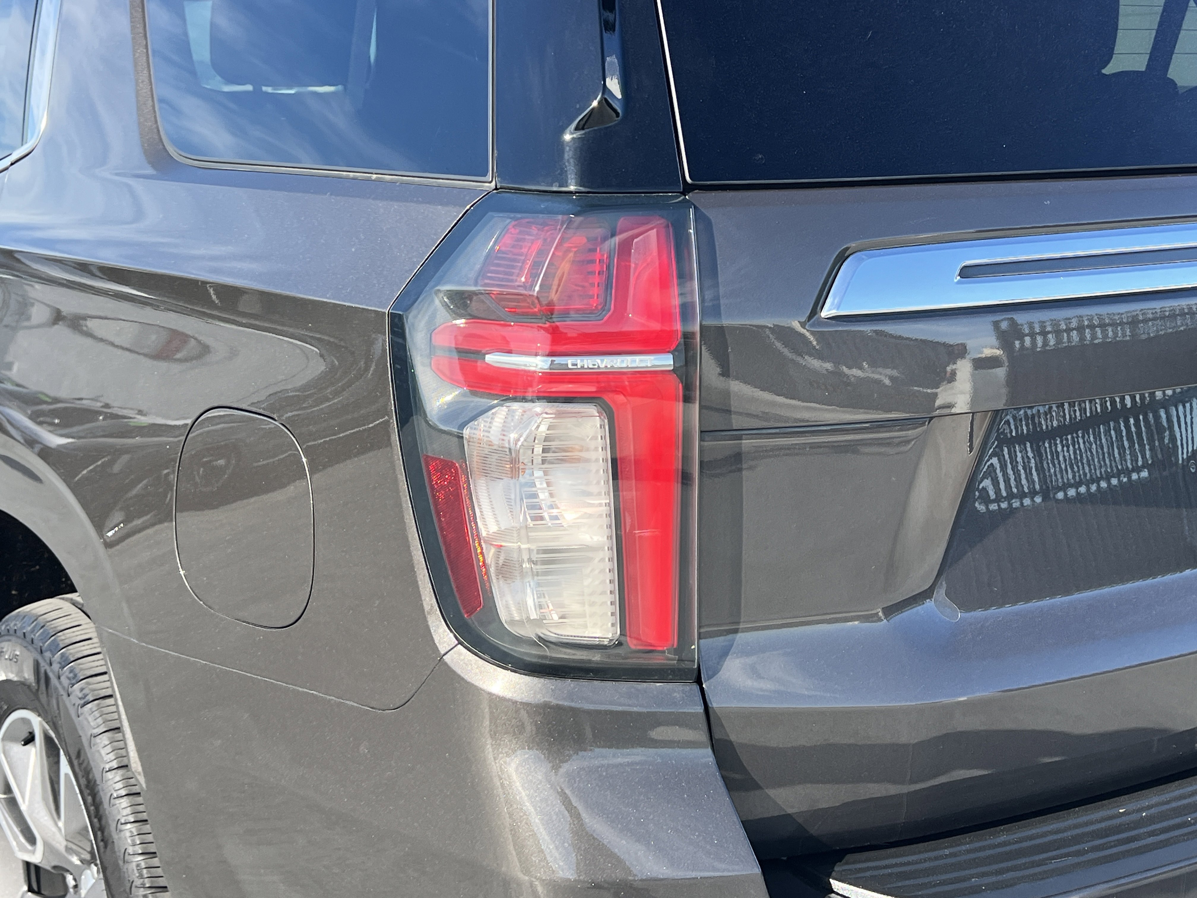 Used 2021 Chevrolet Tahoe LT w/ LT Signature Package image 21