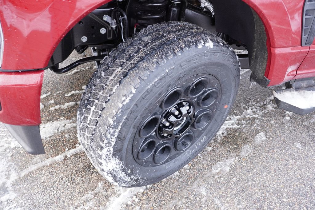 New 2026 Ford F350 Lariat w/ Black Appearance Package image 9