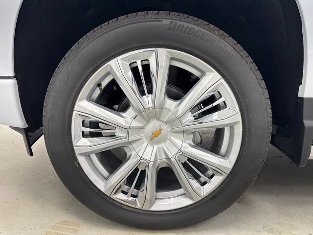New 2026 Chevrolet Silverado 1500 High Country w/ Technology Package AWD/4WD image 43
