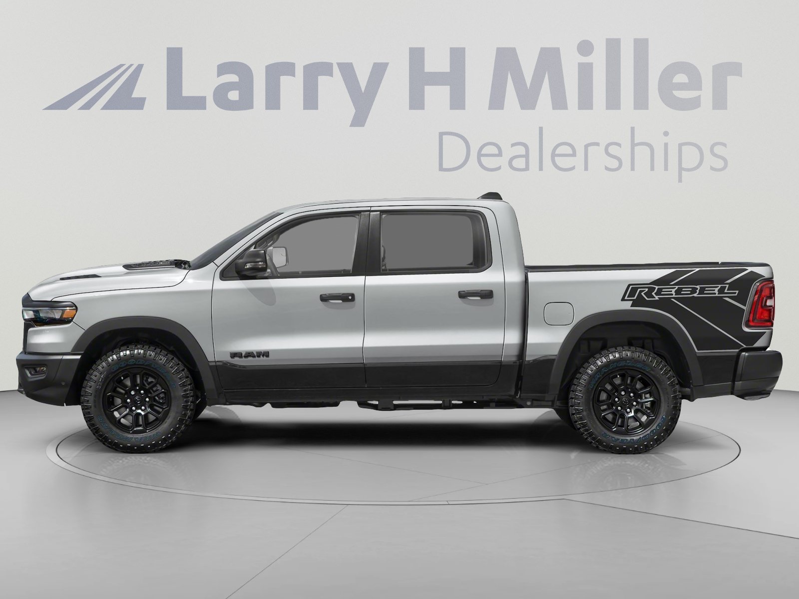 New 2025 RAM 1500 Rebel w/ Rebel Level 2 Equipment Group AWD/4WD image 5