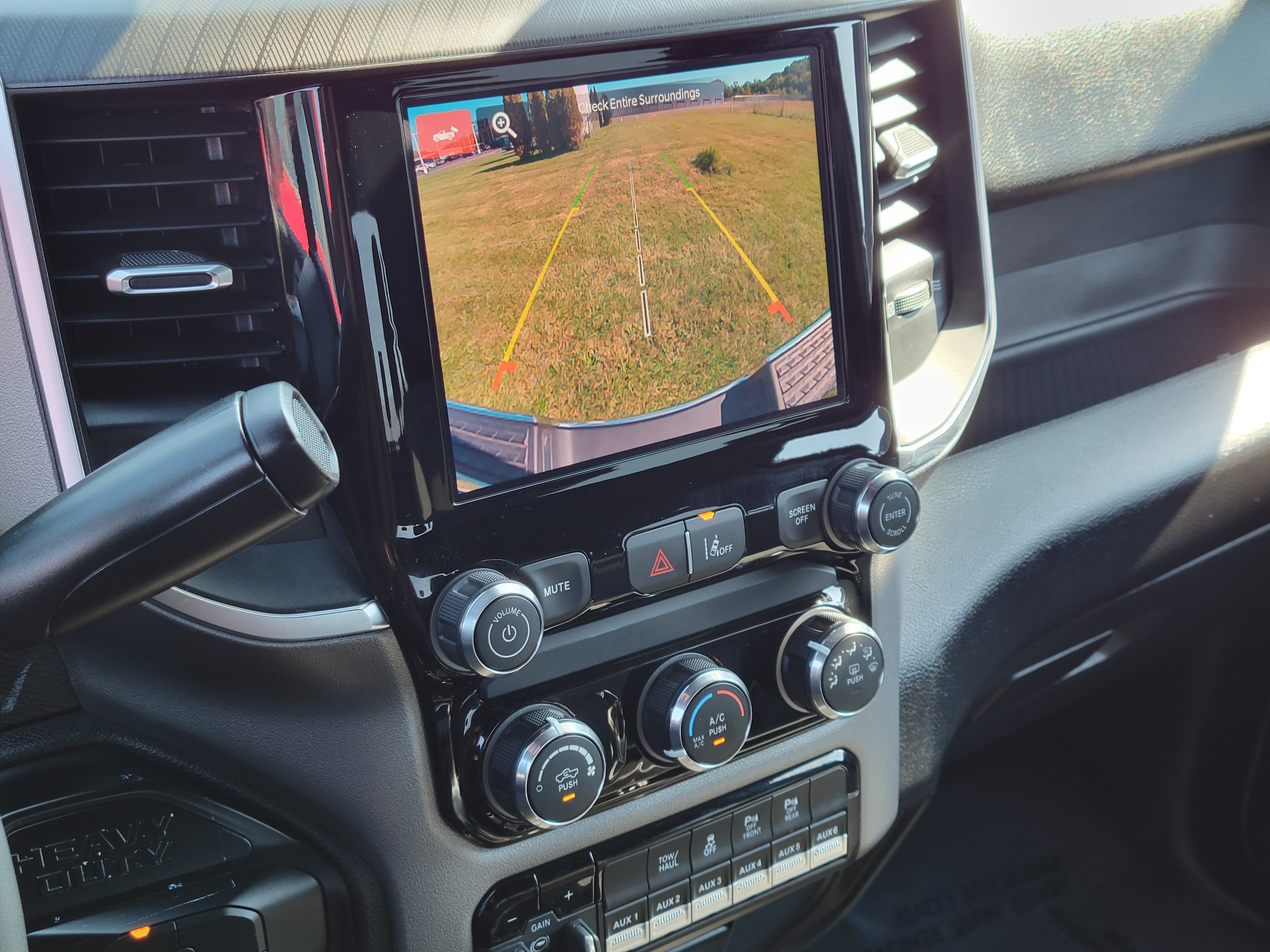 Used 2025 RAM 3500 Lone Star w/ Safety Group AWD/4WD image 15