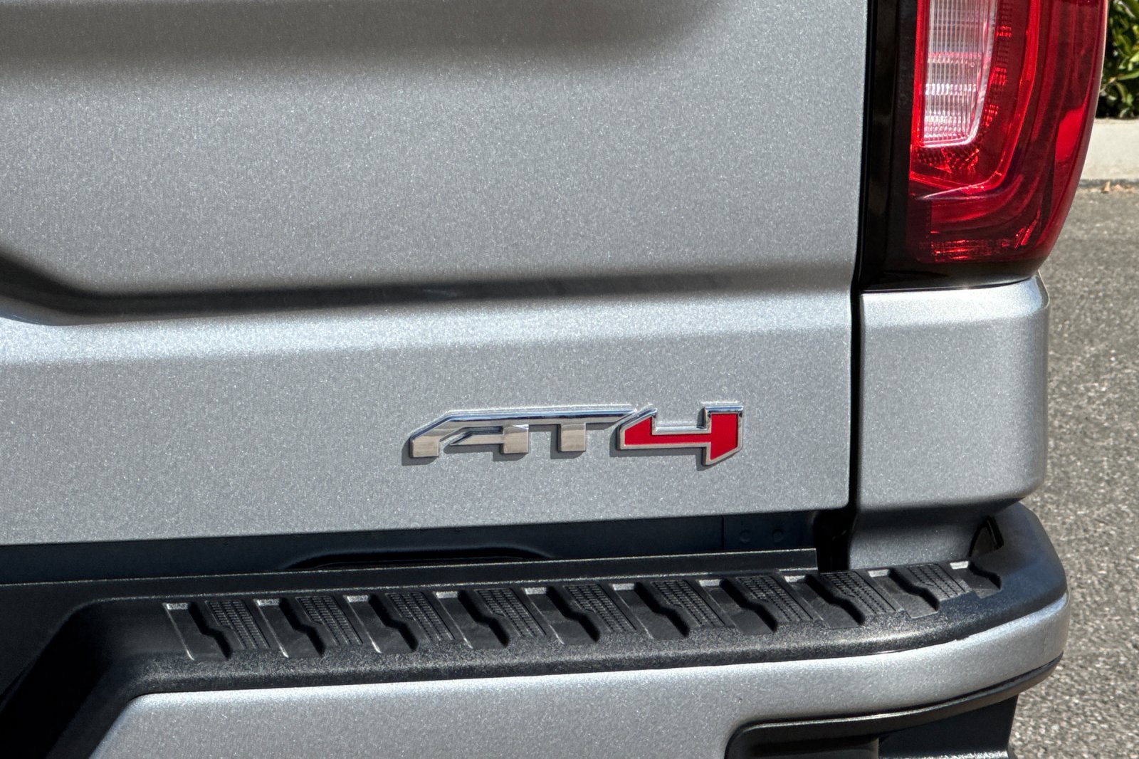 Certified 2026 GMC Sierra 1500 AT4 w/ AT4 Premium Package AWD/4WD image 27