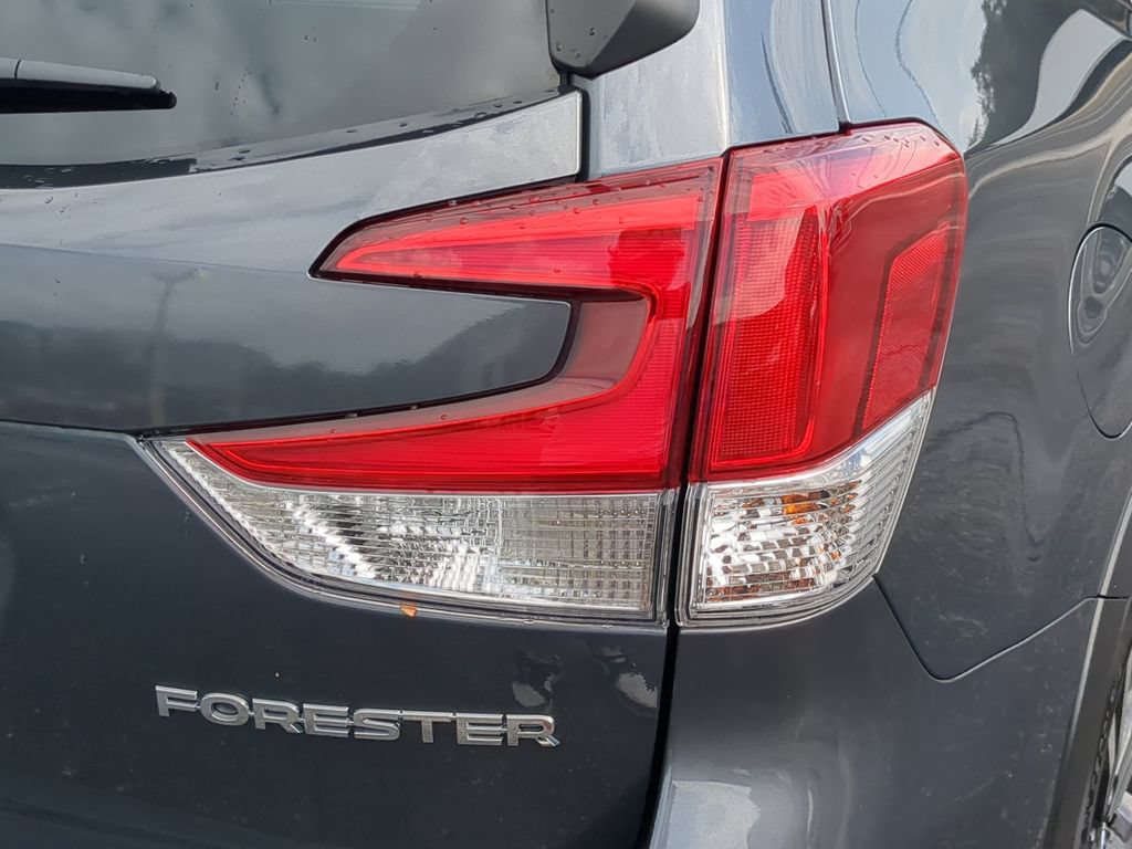 Certified 2023 Subaru Forester Limited AWD/4WD image 8
