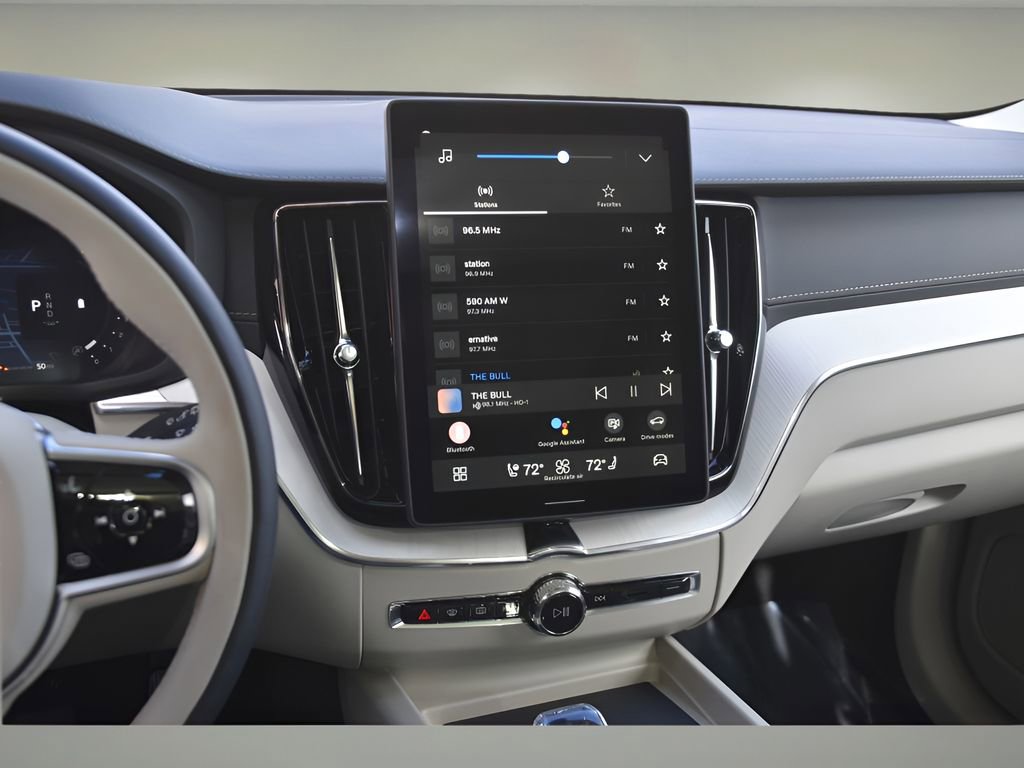 New 2026 Volvo XC60 B5 Ultra w/ Protection Package Premier image 18