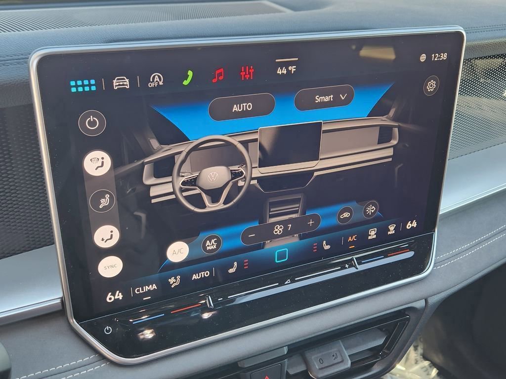 New 2026 Volkswagen Tiguan SE R-Line image 10