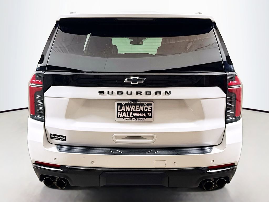 Certified 2025 Chevrolet Suburban Z71 AWD/4WD image 5