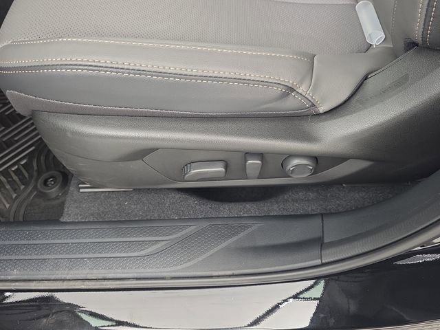 Certified 2026 Subaru Outback Limited XT AWD/4WD image 17