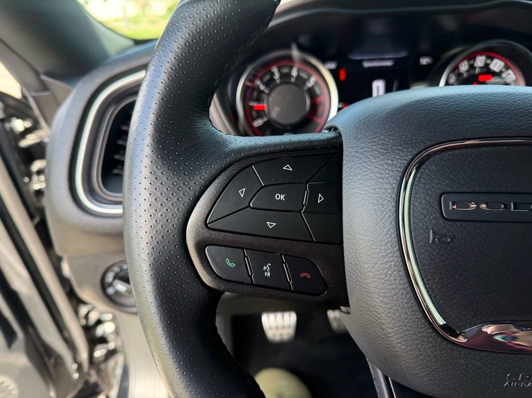 Used 2022 Dodge Challenger R/T image 23