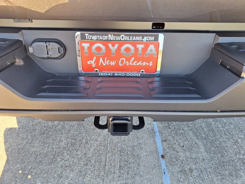 New 2026 Toyota Tundra SR image 18