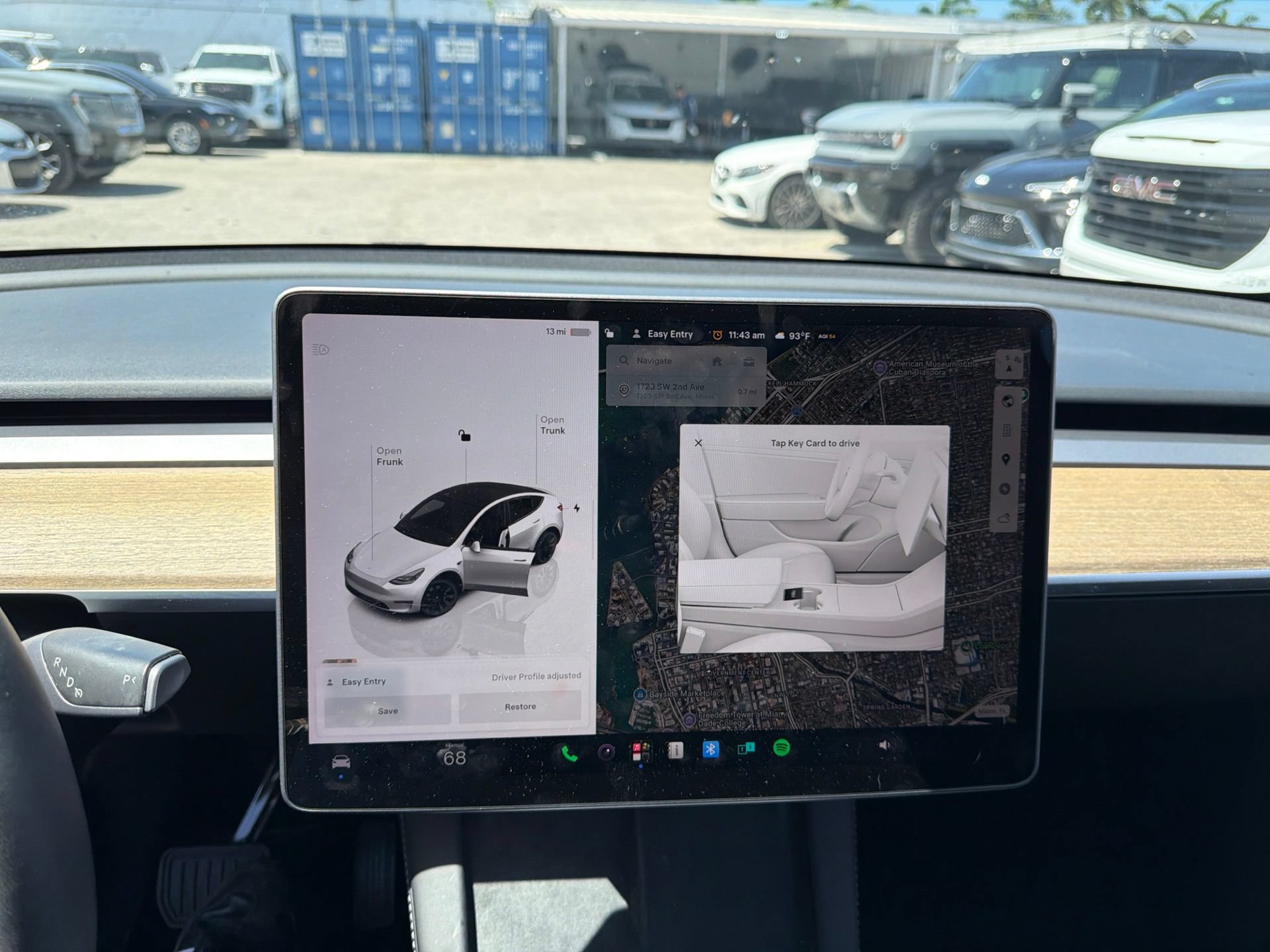 Used 2023 Tesla Model Y 2WD image 37