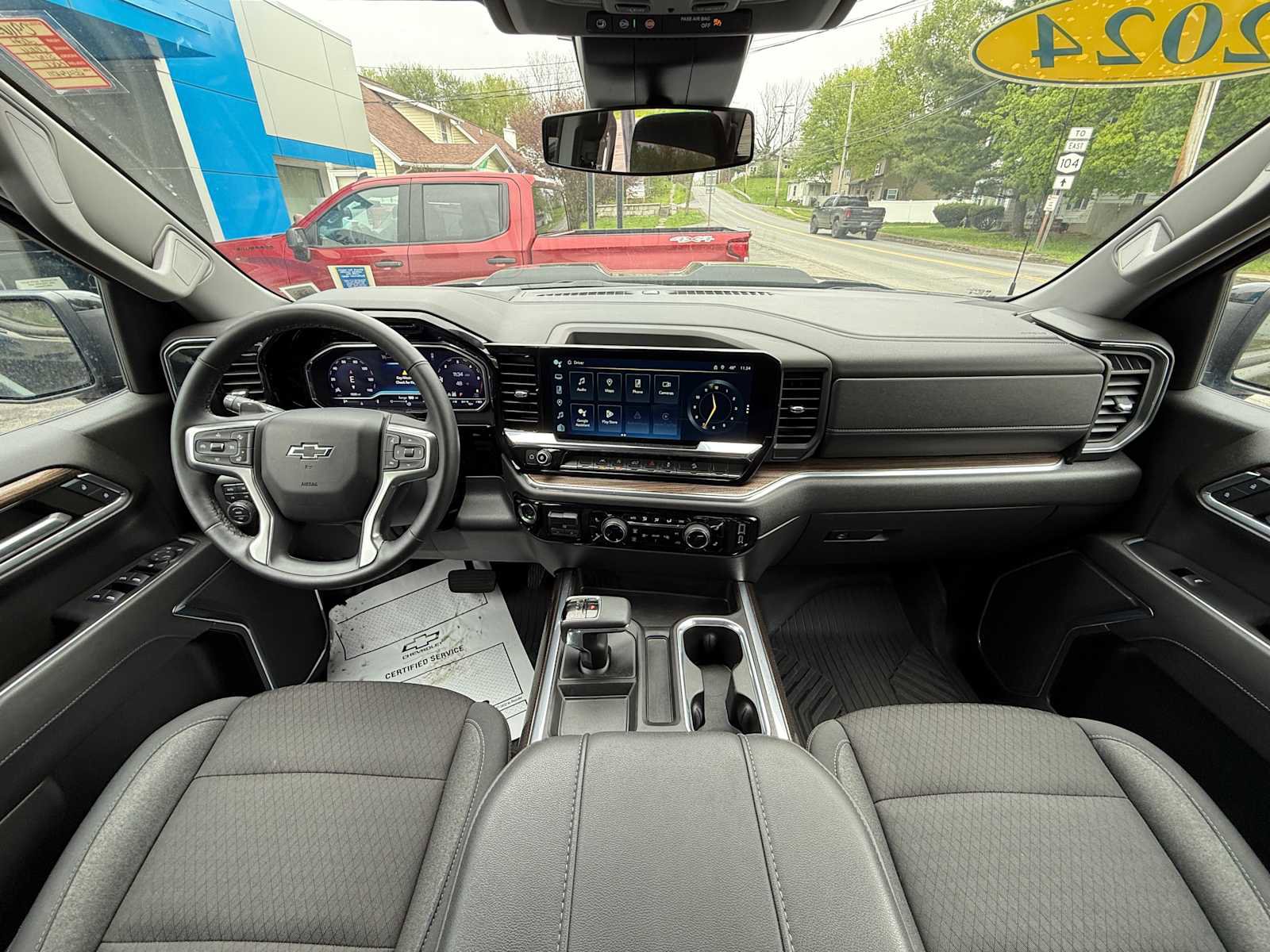 Used 2024 Chevrolet Silverado 1500 LT Trail Boss image 10