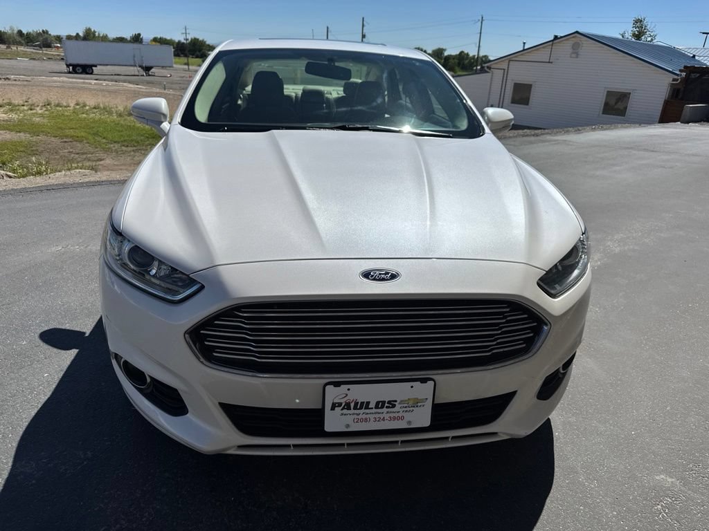 Used 2016 Ford Fusion SE w/ Equipment Group 502A FWD image 2