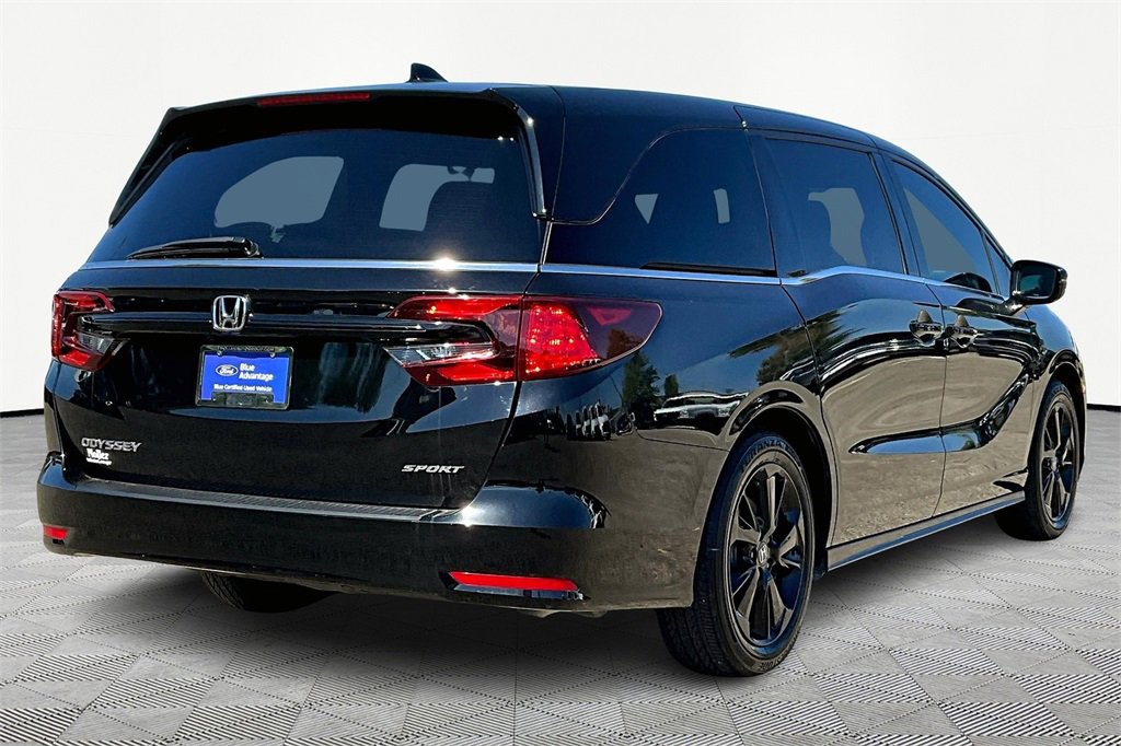 Used 2024 Honda Odyssey Sport image 2
