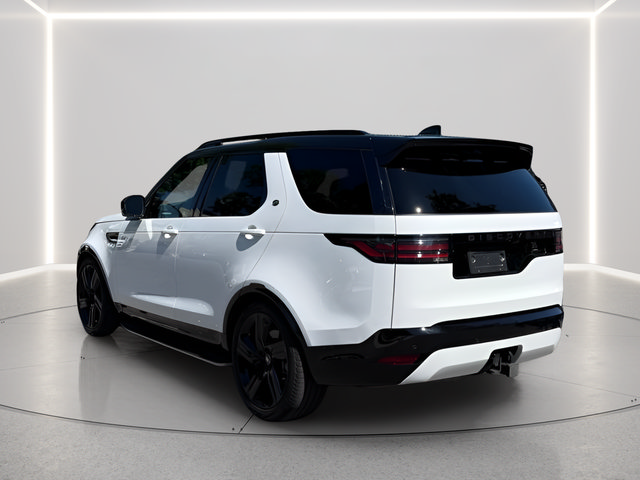 Certified 2025 Land Rover Discovery Dynamic SE AWD/4WD image 3