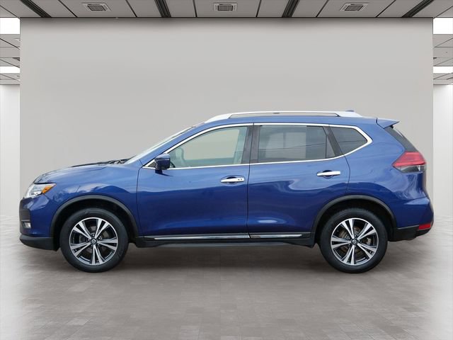 Used 2017 Nissan Rogue SL w/ SL Premium Package image 3