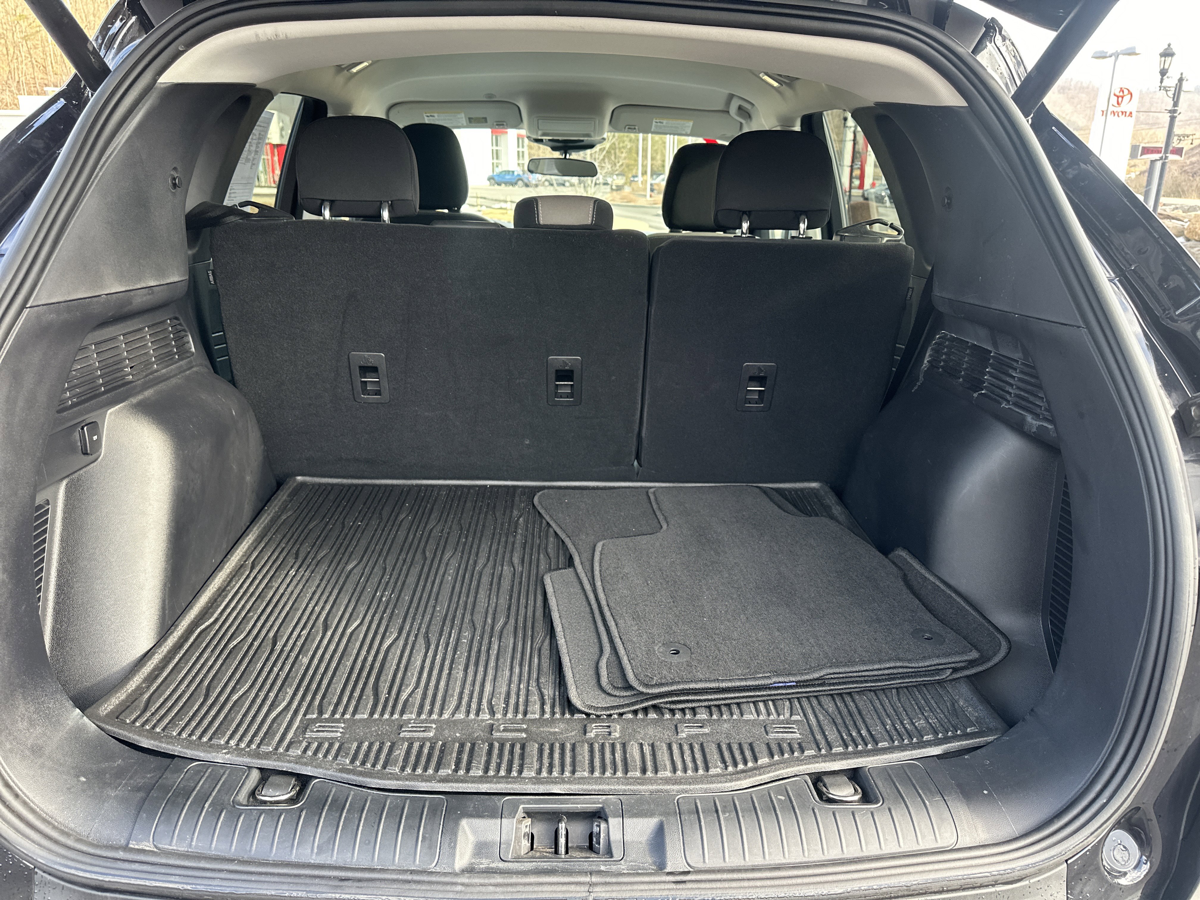 Used 2022 Ford Escape SE w/ Convenience Package image 7