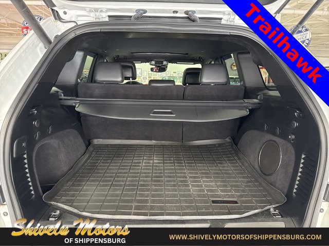 Used 2018 Jeep Grand Cherokee Trailhawk image 33