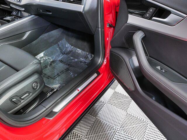 Used 2023 Audi A4 2.0T Premium Plus w/ Premium Plus Package AWD/4WD image 35