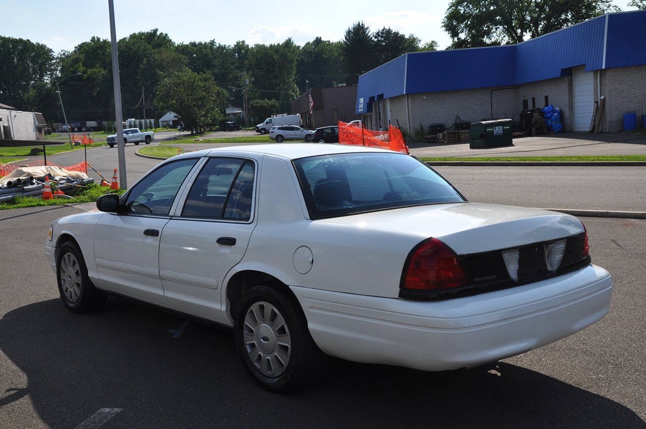Used 2006 Ford Crown Victoria Police Interceptor RWD image 10