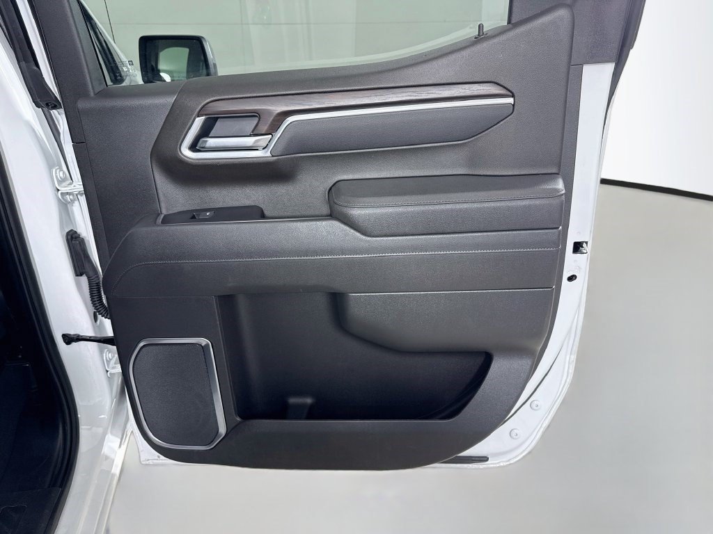 Used 2026 GMC Sierra 1500 SLT RWD image 27