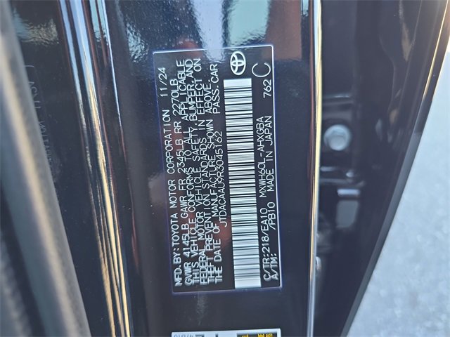 Used 2024 Toyota Prius XLE image 33