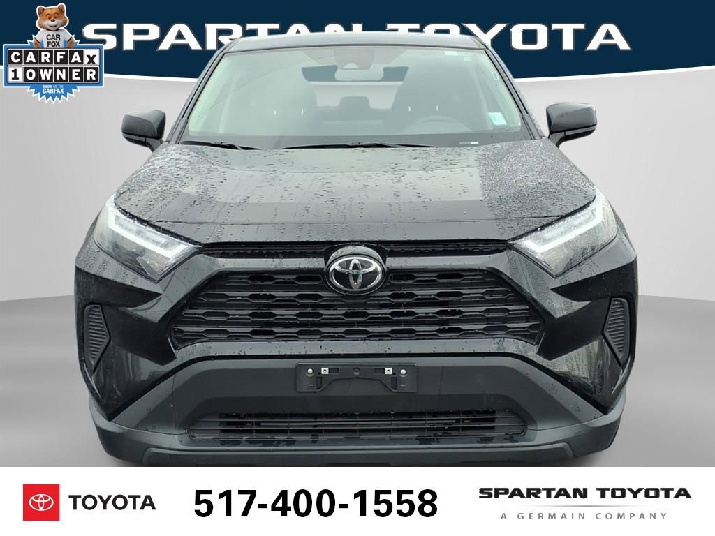 Used 2024 Toyota RAV4 LE AWD/4WD image 3