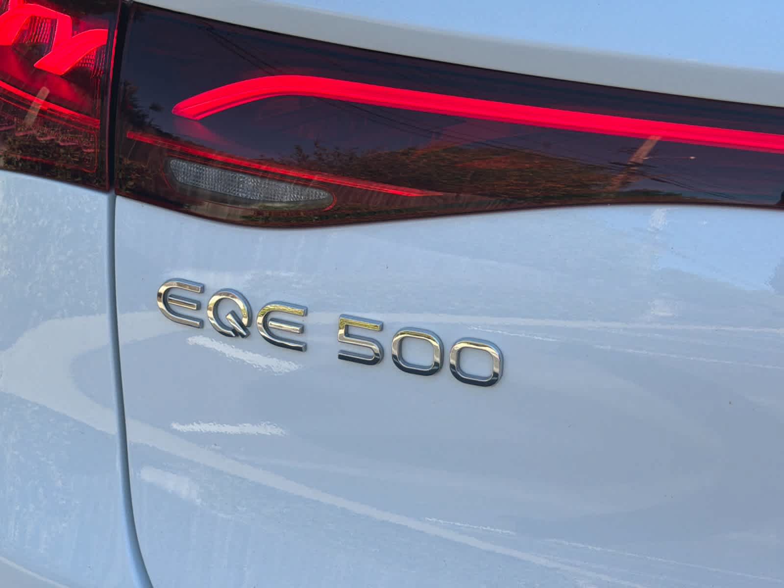 Certified 2023 Mercedes-Benz EQE 500 4MATIC SUV w/ Pinnacle Trim Package image 26