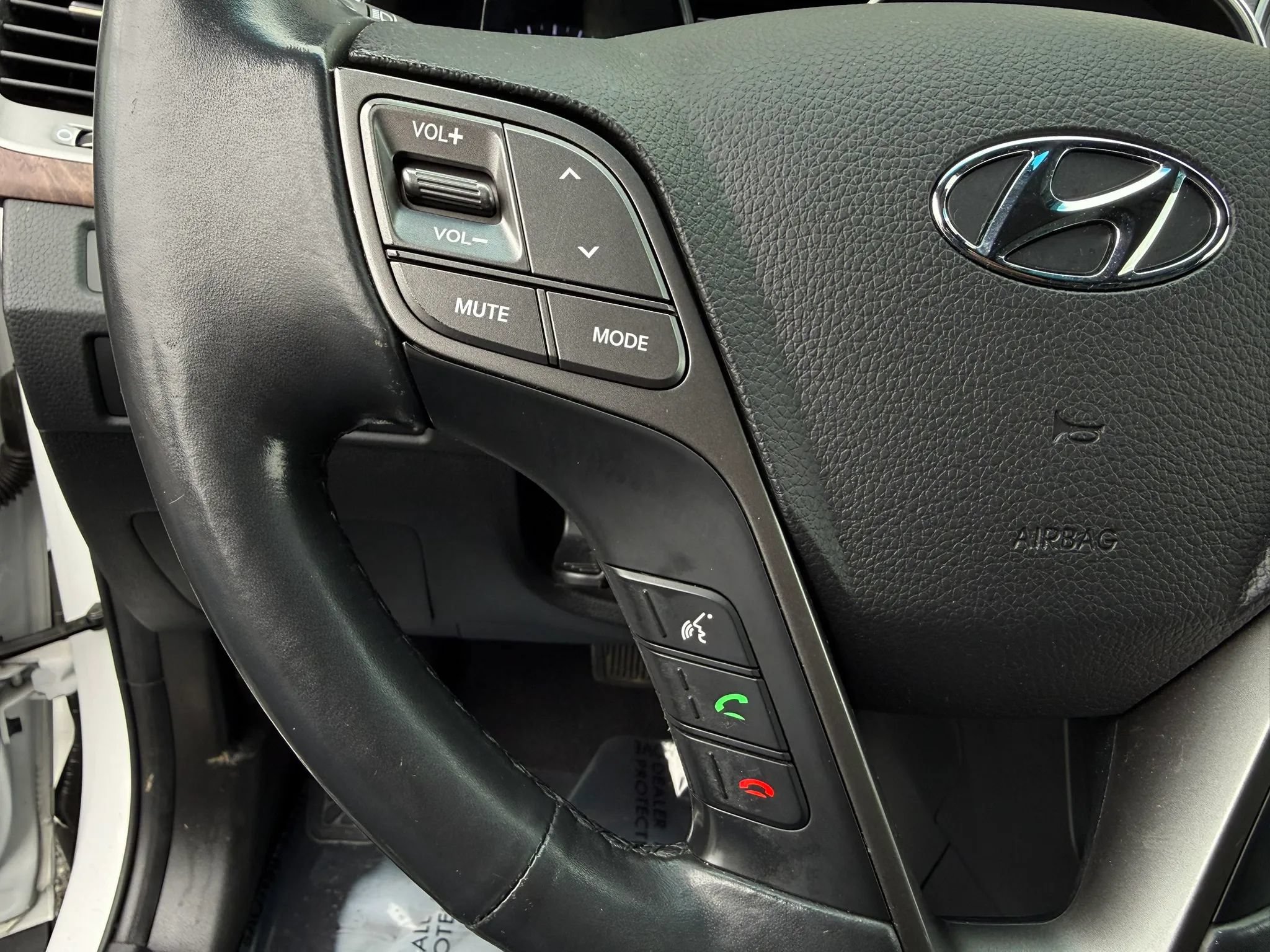 Used 2018 Hyundai Santa Fe Sport FWD image 33
