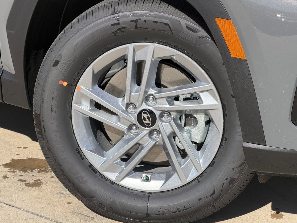 New 2026 Hyundai Tucson SE image 9