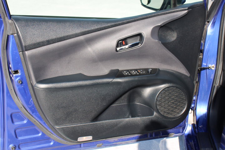 Used 2017 Toyota Prius Two image 10