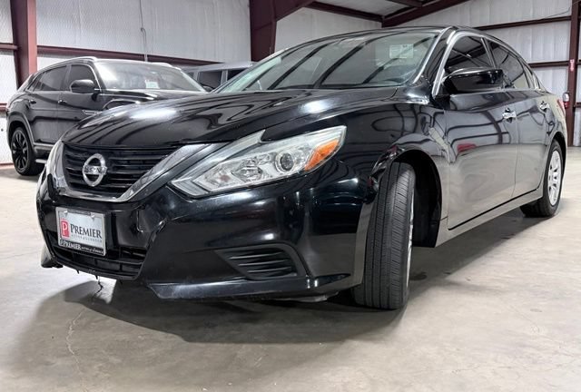 Used 2016 Nissan Altima 2.5 S w/ Power Driver Seat Package FWD image 6