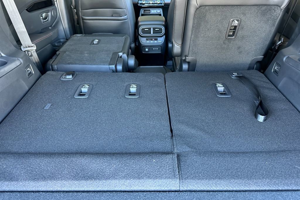 New 2025 Honda Pilot TrailSport image 18