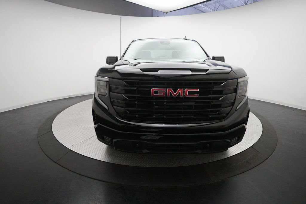 Used 2025 GMC Sierra 1500 Elevation image 11