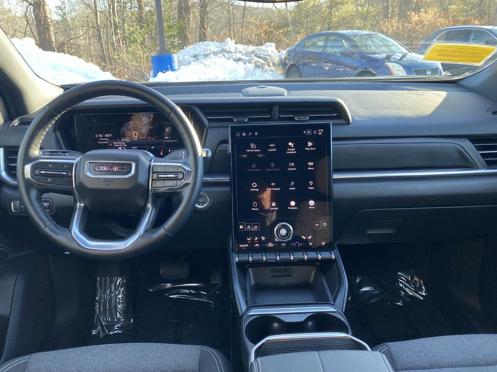 Used 2025 GMC Terrain Elevation image 14