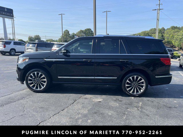 Used 2021 Lincoln Navigator Reserve w/ Luxury Package AWD/4WD image 4