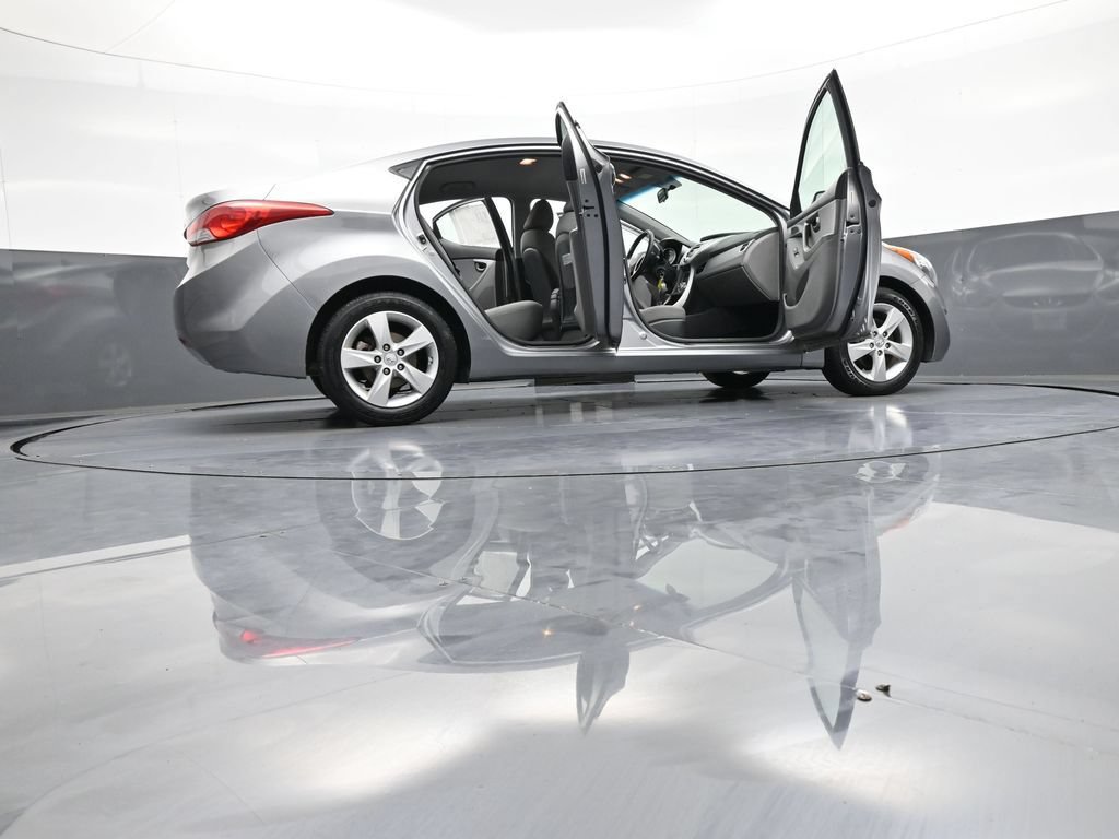 Used 2012 Hyundai Elantra GLS w/ Preferred Pkg 3 FWD image 46